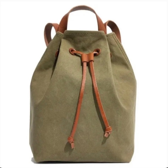 Madewell Canvas Somerset Drawstring Backpack in Olive - Picture 2 of 15